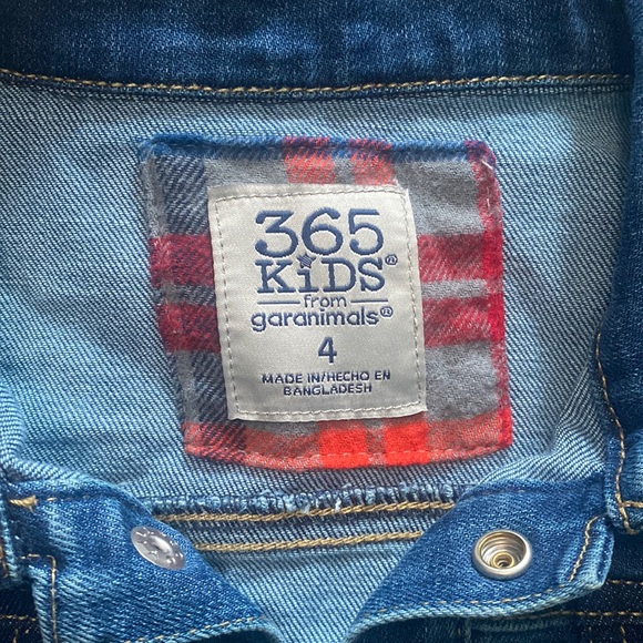 Like new 365 Kids Size 4 Cotton Button Up Denim Jacket With A Dinosaur Patch - Picture 8 of 8